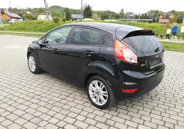 Ford Fiesta cena 27700 przebieg: 132827, rok produkcji 2013 z Frampol małe 254